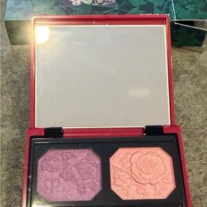 Chantecaille Purple and Pink Eyeshadow Duo